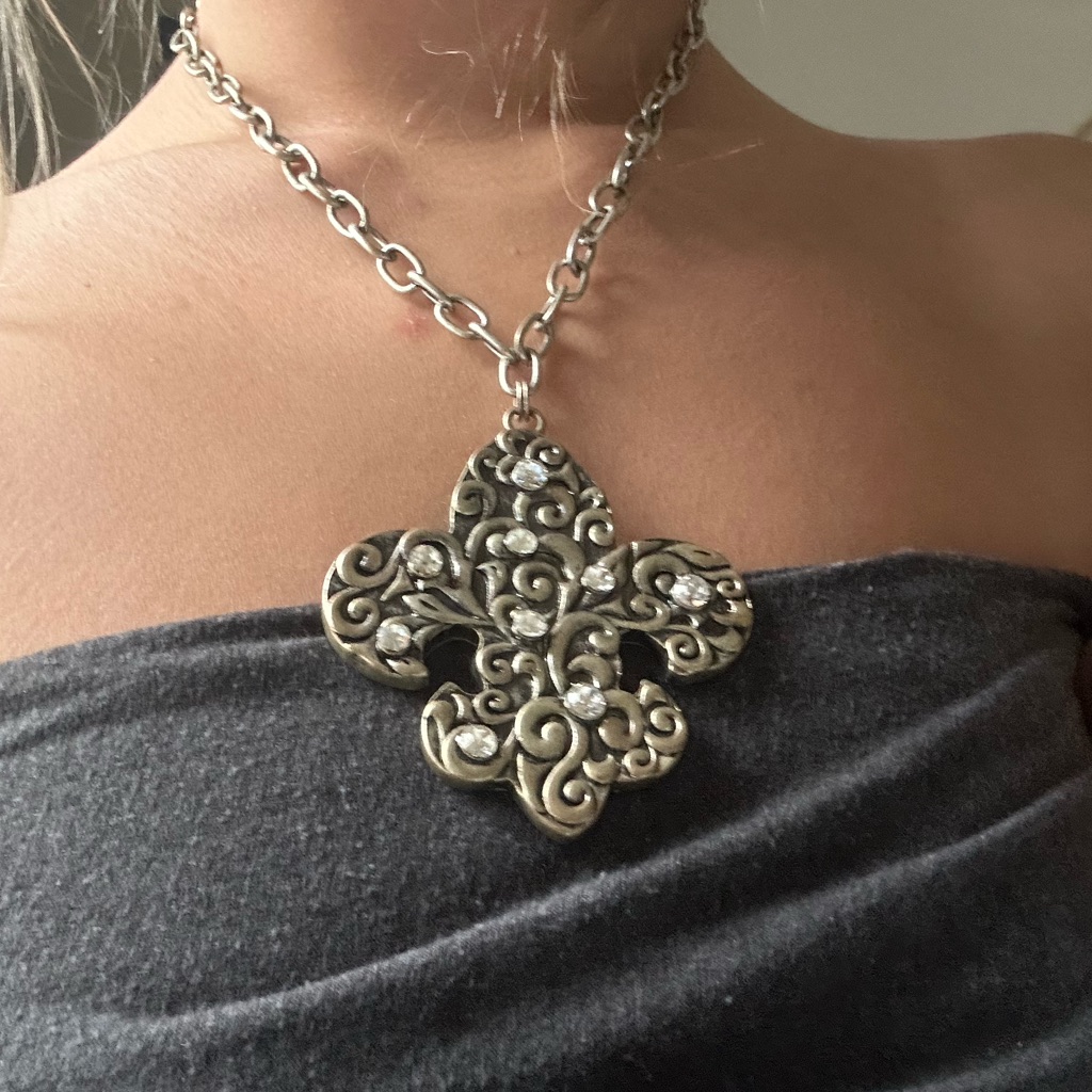 Vintage Silver Fleur-De-Lis Necklace